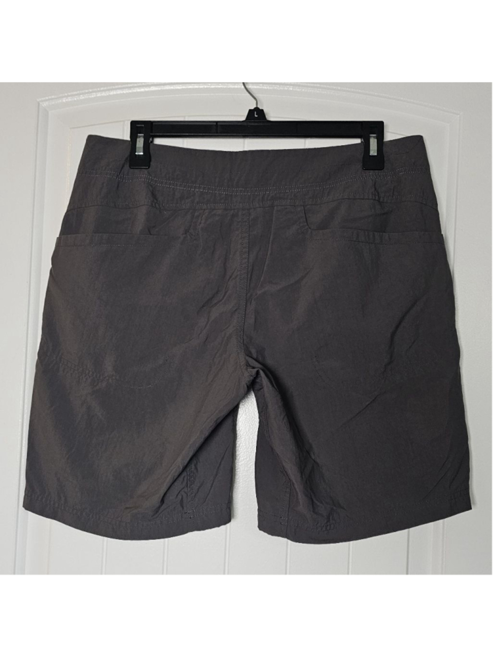 Mountain Hardwear sz 10 grey cargo hiking shorts with built in belt - Picture 14 of 14